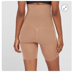 ASSETS by SPANX Women's Remarkable Results High-Waist Mid-Thigh Shaper size M